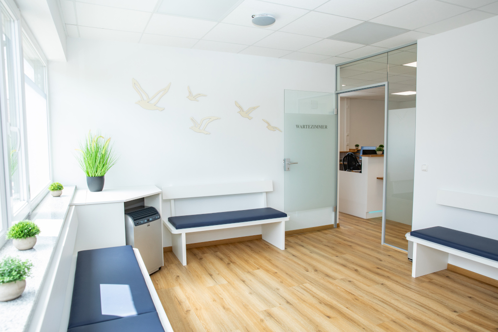 Praxis Thyrnau - Wartezimmer